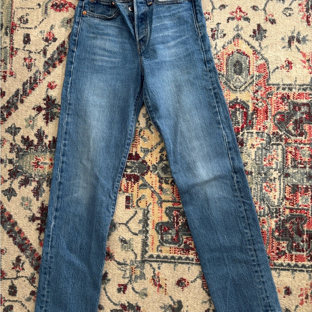 Levi's Women's Straight Leg Blue Jeans